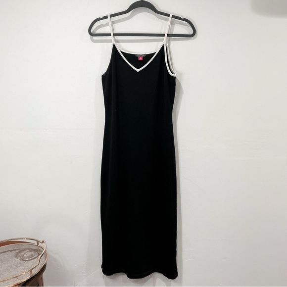Vince Camuto Dresses & Skirts - Vince Camuto Contrast Trim Sweater Straps Side Slit Midi Dress